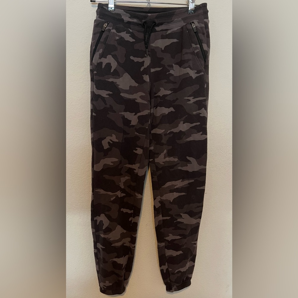 Athleta Girls Sweats